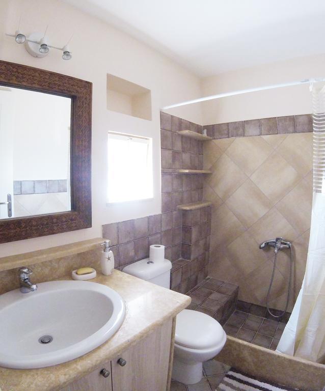 Arapakis Apartment Aegina Экстерьер фото